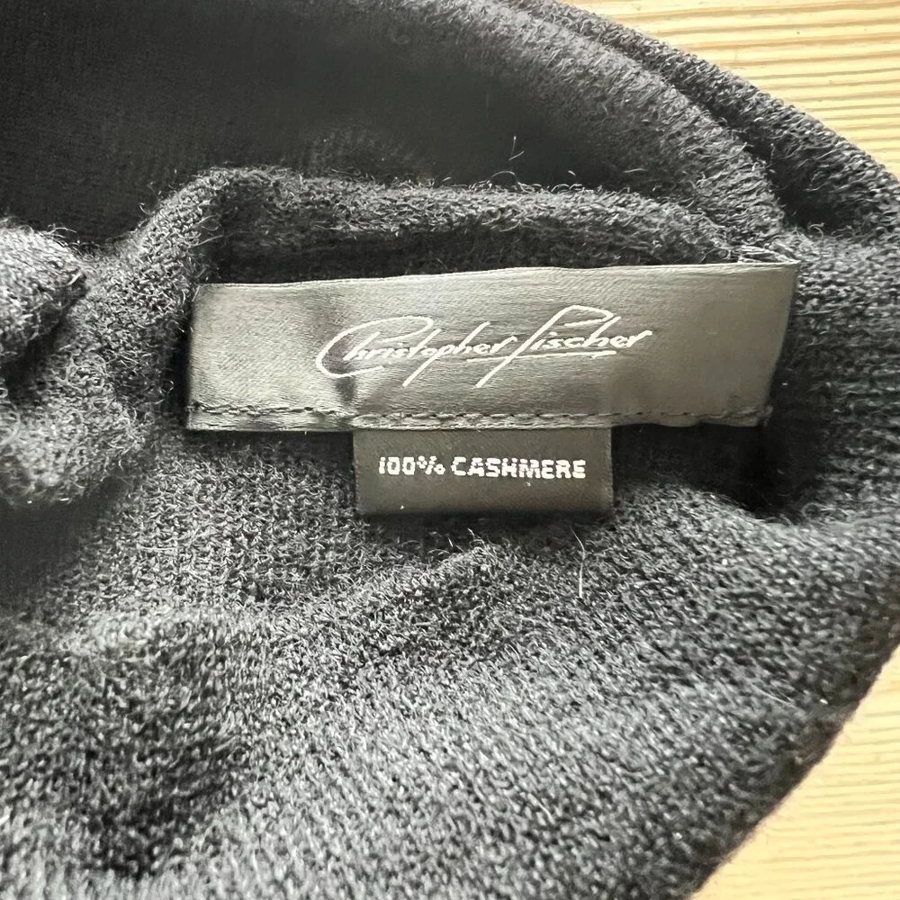 Christopher Fischer 100% cashmere turtleneck | light weight layeriing essential